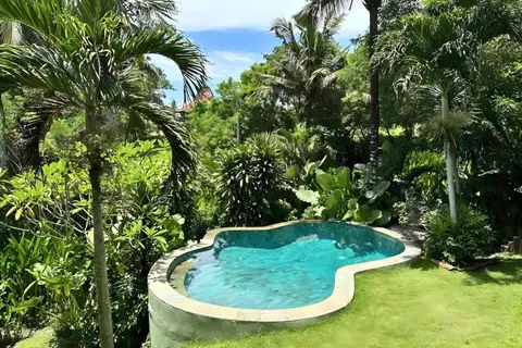 Photo of 1BR Retro Treehouse Villa in Balian in Balian