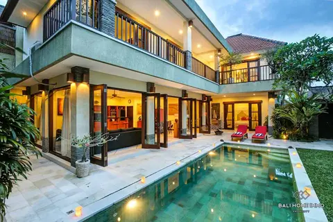 Photo of 4 Bedroom Villa For Yearly Rental in Berawa in Canggu