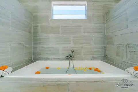 Photo of 4 Bedroom Villa for Rent in Bali Seminyak in Seminyak