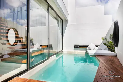 Photo of 2 Bedroom Villa For Rent & Sale Leasehold in Bali Berawa in Canggu