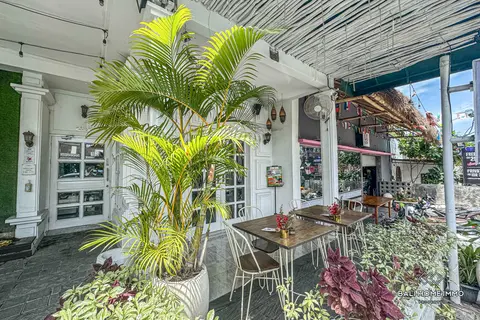 Photo of Streetfront commercial space for sale and rent on Canggu main road in Canggu