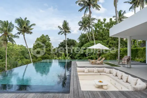 Photo of Curved Modernist Luxury Above Ubud's Jungle Canyon in Ubud