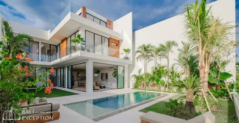 Photo of 4 Bedroom Leasehold Villa for Sale in Cemagi in Seseh