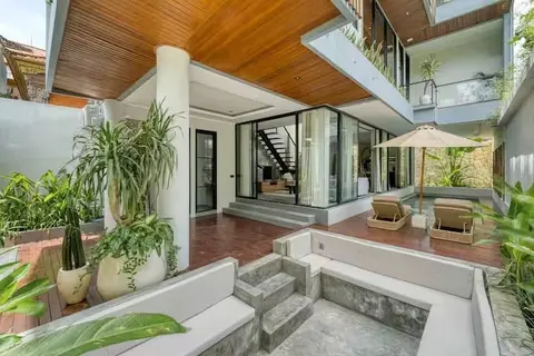Photo of 4 Bedroom Villa for Sale Leasehold in Umalas in Umalas