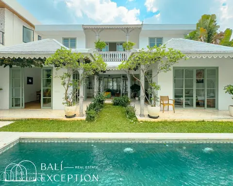 Photo of Tropical Colonial 3 Bedroom Villa for Sale Leasehold in Berawa in Canggu