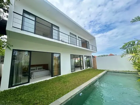 Photo of 3 Bedroom Villa for Sale Leasehold in Padonan in Canggu