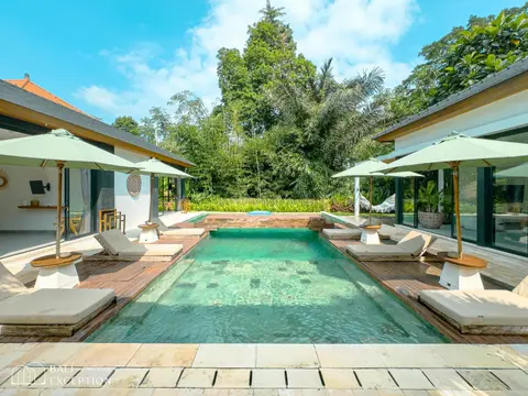 Photo of Jungle View 5 Bedroom Villa for Sale Leasehold in Ubud in Ubud