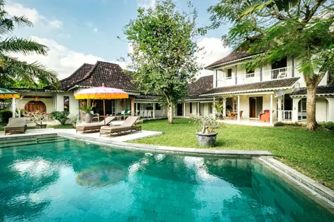 Photo of Spacious Prime Location 4 Bedroom Villa for Sale Leasehold in Umalas in Umalas