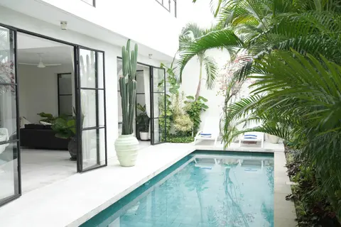 Photo of 4 Bedroom Villa for Sale Leasehold in Umalas in Umalas