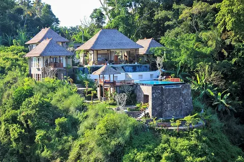 Photo of Infinity Pool 5 Bedroom Villa for Sale Freehold in Ubud in Ubud
