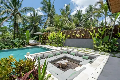 Photo of 5 Bedroom Villa for Sale Leasehold in Ubud in Ubud