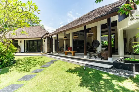 Photo of Luxury 4 Bedroom Villa for Sale Freehold in Umalas in Umalas
