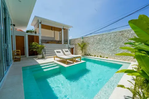 Photo of 4+1 Bedroom Villa for Sale Leasehold in Canggu in Canggu