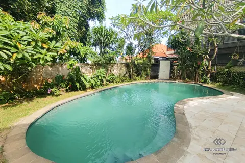 Photo of COZY 3 BEDROOMS VILLA FOR SALE AND RENT IN UNGASAN in Ungasan