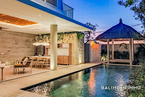 Photo of Modern 2 Bedroom Villa for Rentals in Bali Petitenget in Petitenget / Batu Belig