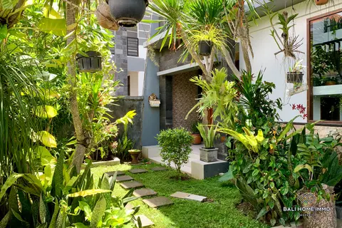 Photo of COZY 3 BEDROOMS VILLA FOR MONTHLY & YEARLY RENTAL IN BALI JIMBARAN-SOUTHEAST JIMBARAN in Jimbaran