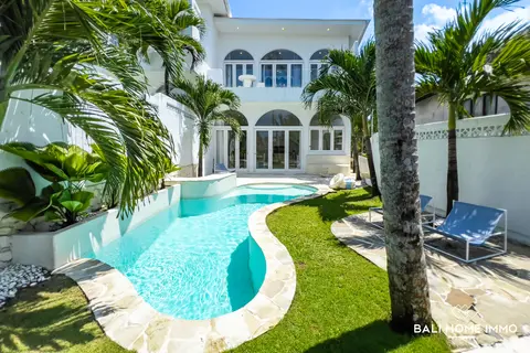 Photo of 3 Bedroom Ricefield View Mediterranean Villa For Sale and rent in Seseh in Cemagi / Seseh