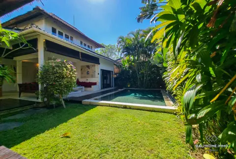 Photo of Charming 2 Bedroom Villa for Yearly Rental in Bali Seminyak Oberoi in Seminyak
