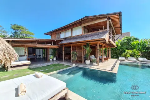 Photo of 3 bedroom villa with spacious garden for rent walking distance to Seseh Beach in Cemagi / Seseh
