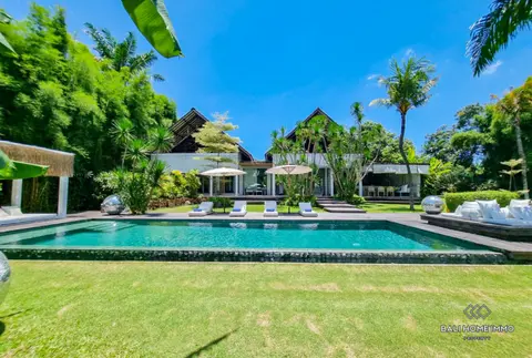 Photo of Ricefield View Spacious 5 Bedroom Villa for Rental in Bali Berawa in Canggu