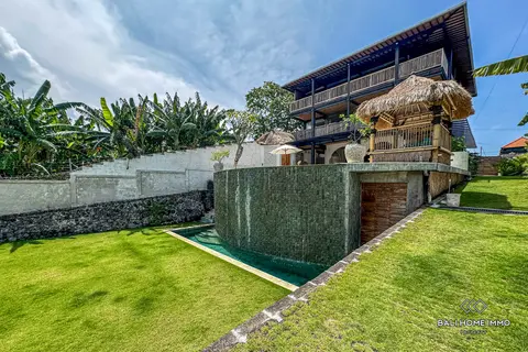 Photo of 5 Bedrooms villa plus 2 Bedroom Joglo and spacious garden for sale and rent in Bali Umalas in Umalas