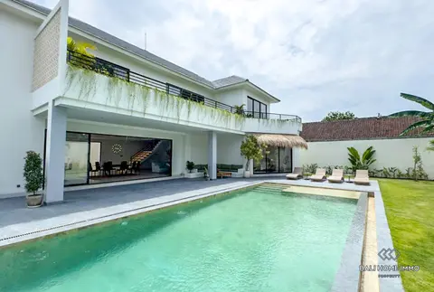 Photo of Brand new 3 Bedrooms villa for rentals in Bali Seminyak residential side in Seminyak