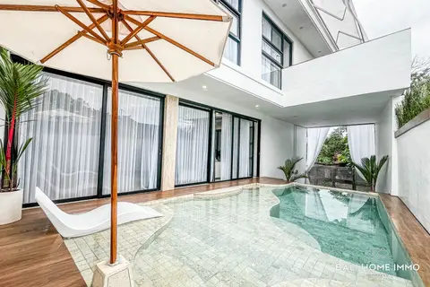Photo of BEAUTIFUL 5 BEDROOMS VILLA FOR SALE AND RENT IN ULUWATU UNGASAN in Ungasan