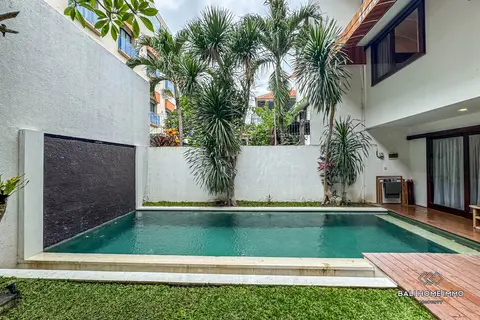 Photo of Beautiful 3 bedroom villa for yearly rental near Batu Bolong Beach Canggu in Canggu