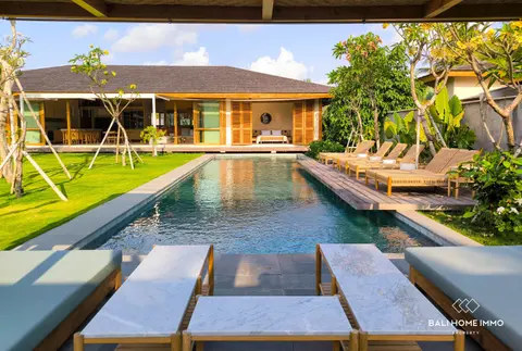 Photo of Spacious 6-Bedroom Beachside Villa For Rent in Seseh - RF11390 in Seseh